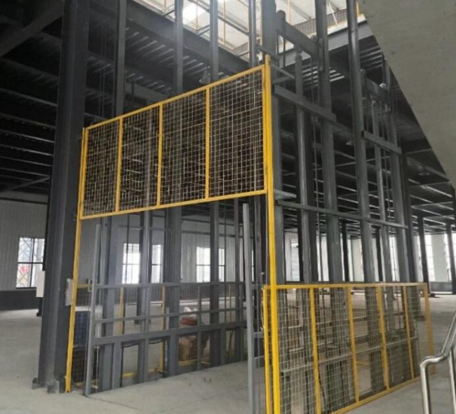 桑日请详细介绍一下货梯安装在室外的维护方法