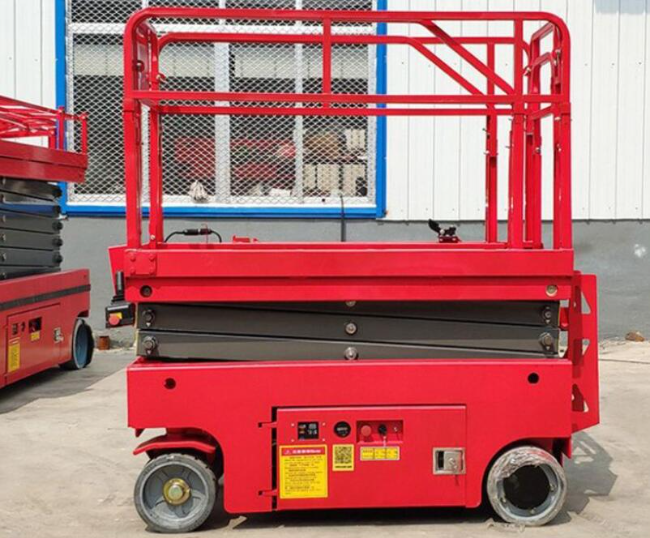 桑日移动式升降平台